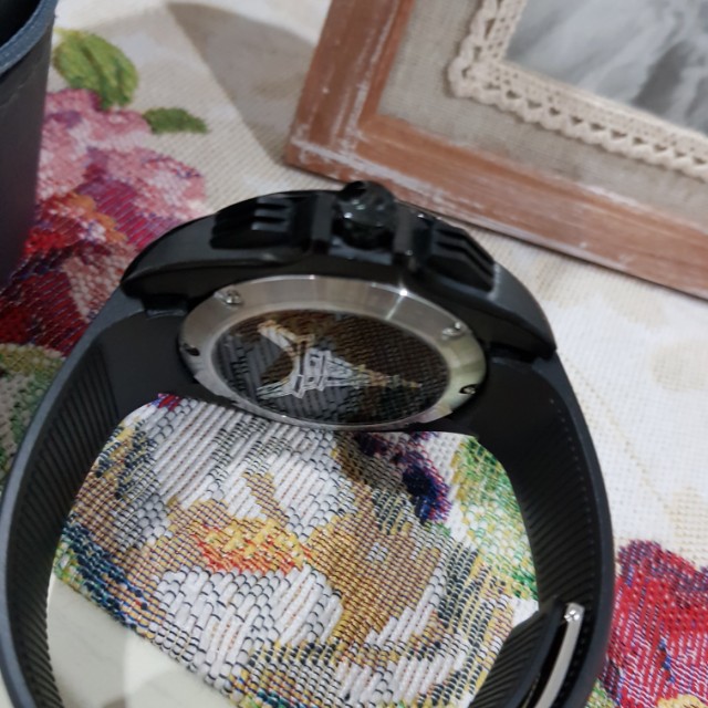 Tag sale heuer 1660448