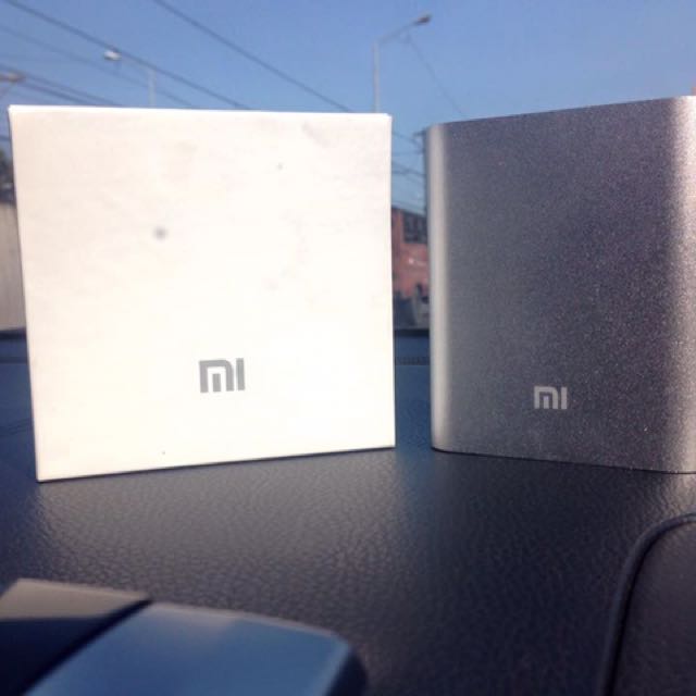 Xiaomi Powerbank 10400 mAh (Category: Batteries & Power Banks) located in Manila. Submitted by acnesssss (Listing ID 150781417, Image 3). Description: New Xiaomi Powerbank, limited stocks only.