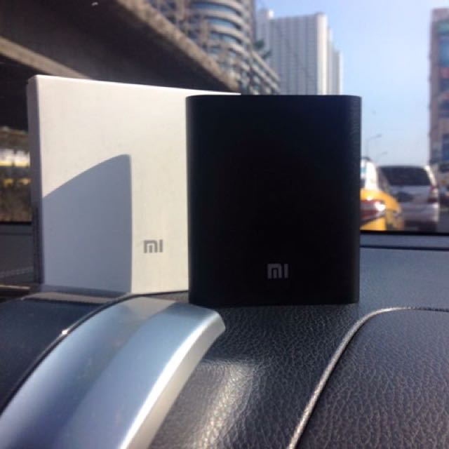 Xiaomi Powerbank 10400 mAh (Category: Batteries & Power Banks) located in Manila. Submitted by acnesssss (Listing ID 150781417, Image 1). Description: New Xiaomi Powerbank, limited stocks only.