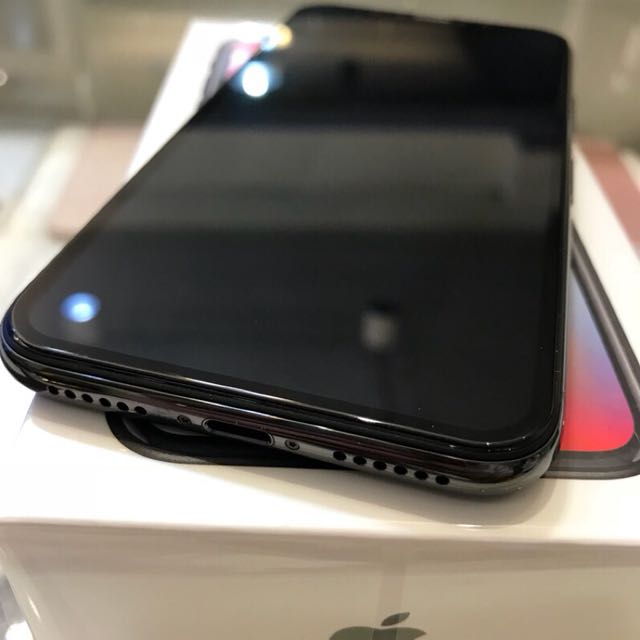 9 99新iphone X 64g 黑色盒裝配件都新的整ㄓ包膜保固到18 11 10 配件 線頭耳機全新未使用保固 18 11 10 手機平板 蘋果apple在旋轉拍賣