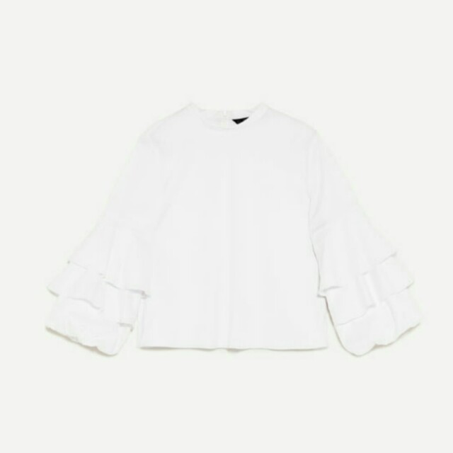 Blouse with Puffy Ruffled Sleeves 