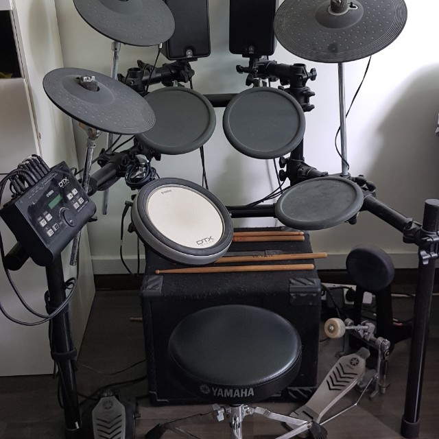 DTX500 Yamaha Electronic Drum Set, Hobbies & Toys, Music & Media