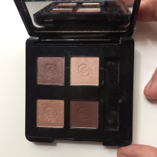 Giordani Eyeshadow Oriflame Kesehatan Kecantikan Rias Wajah Di Carousell