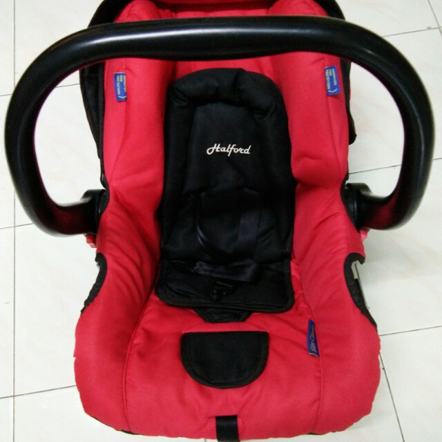 Halford Baby Carrier Carseat