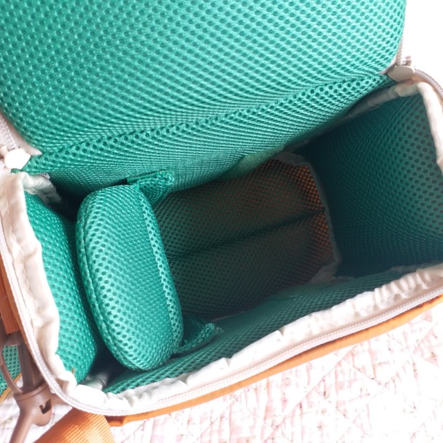 Hellolulu camera bag （分類：相機袋）位於 Hong Kong。 由 lokally 提交（商品編號 150962544，圖片 3）。簡介： 。