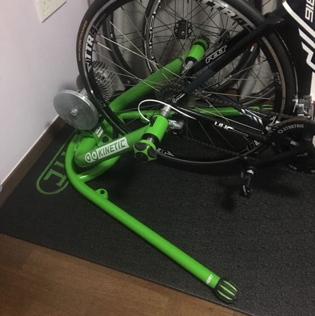 kinetic bicycle trainer
