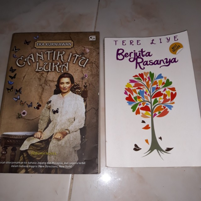 Novel Cantik Itu Luka Novel Berjuta Rasanya Buku Alat Tulis Buku Di Carousell