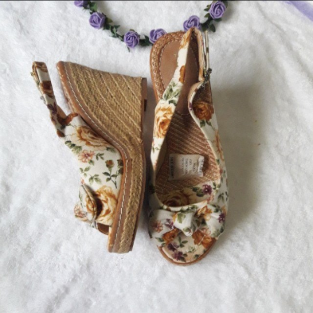 Repriced Primadonna Wedge Sandal With Box On Carousell