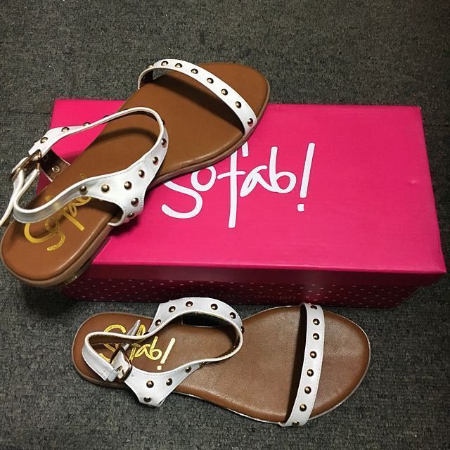 RUSH SALE!! So Fab Sandals - Tony in 