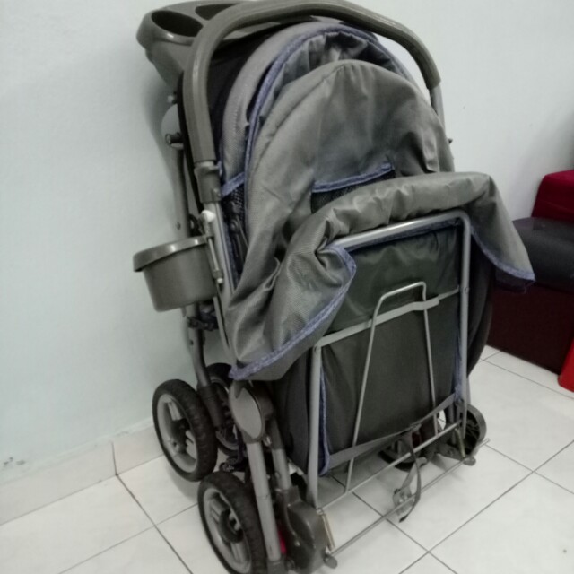 Viva baby stroller, Babies & Kids, Going Out, Car Seats on Carousell