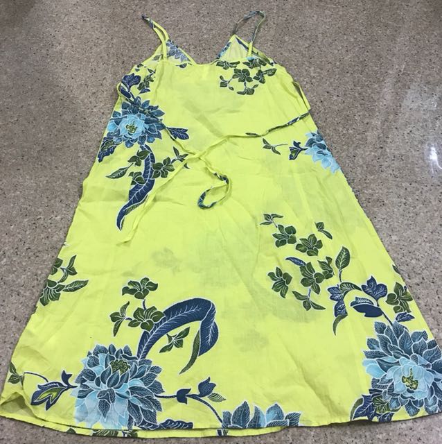 Yellow Sundress, Women's Fashion, Dresses & Sets, Dresses on Carousell