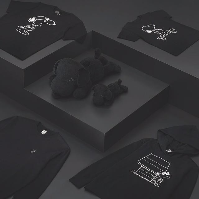 kaws snoopy large