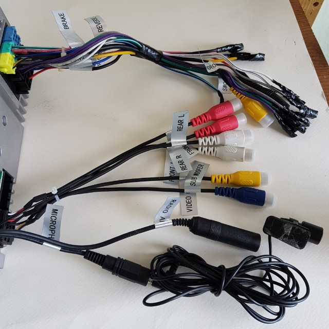 Blaupunkt LA 500 car CD, DVD Bluetooth, USB player head unit (double