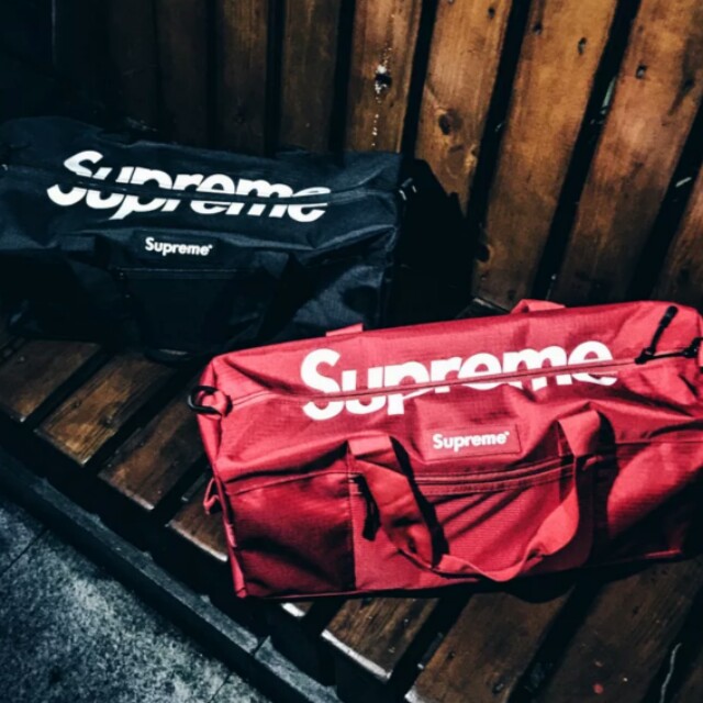 Supreme gym bag cheap