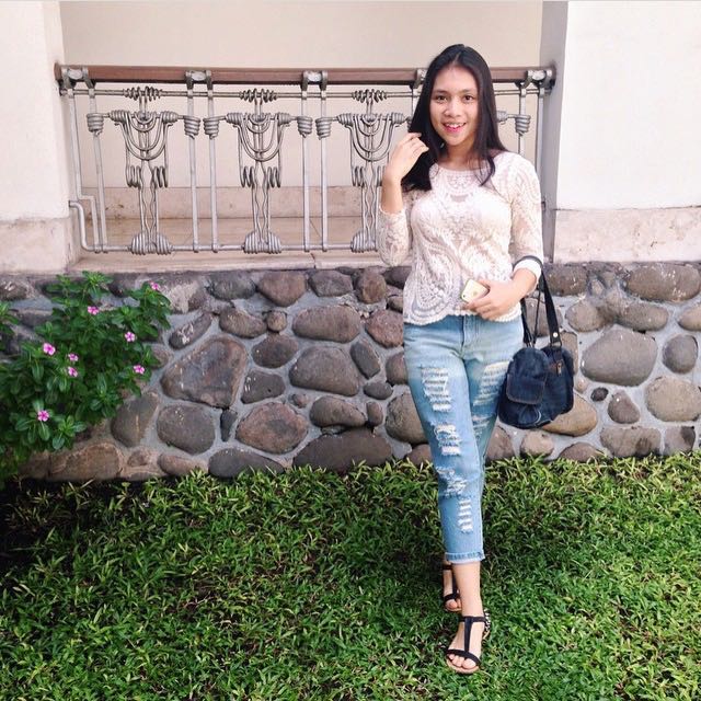 Express white lace on sale top