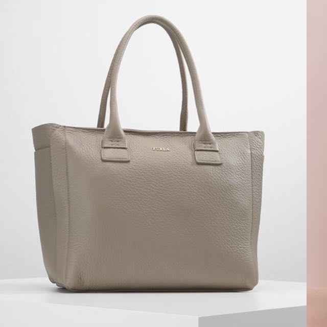 Furla shop capriccio satchel