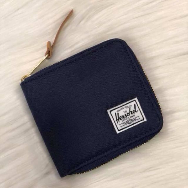 Herschel wallet, Women's Fashion, Bags & Wallets, Wallets & Card