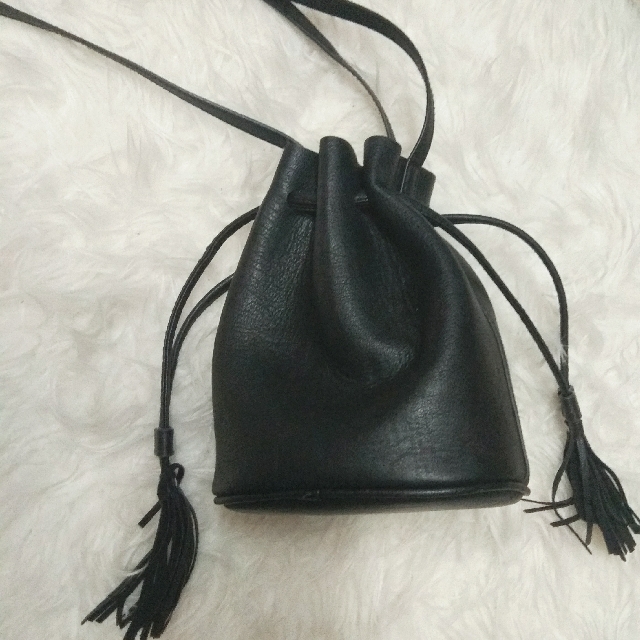 Divided sales h&m bag