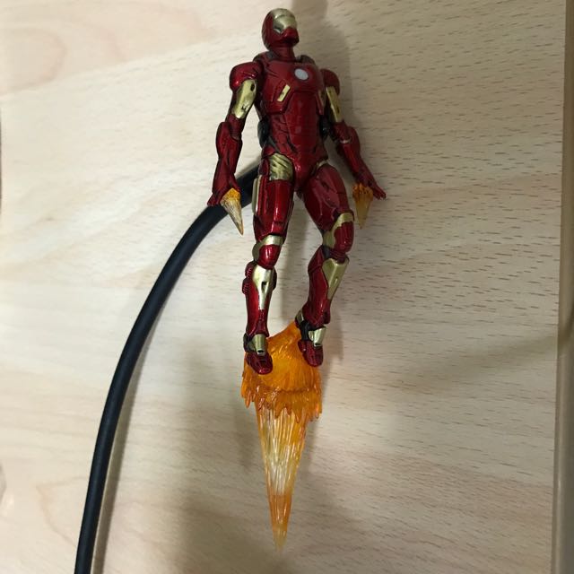 hot toys mini iron man