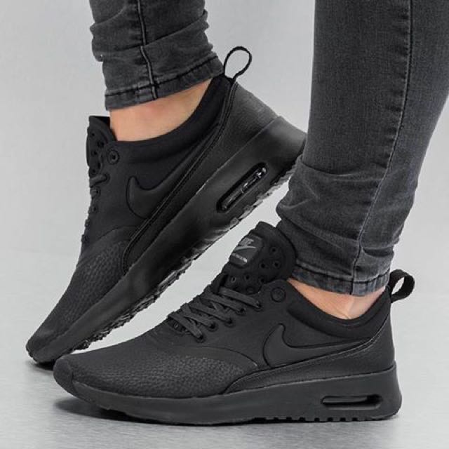 air max thea triple black