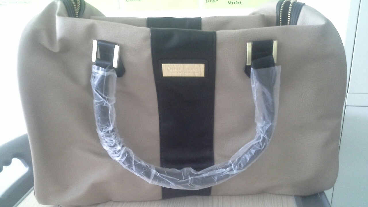 ORIFLAME Trendy Travel Bag