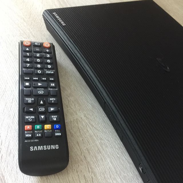 SAMSUNG BDJ5900 Ultra HD 3D Builtin WiFi Bluray Player, TV & Home