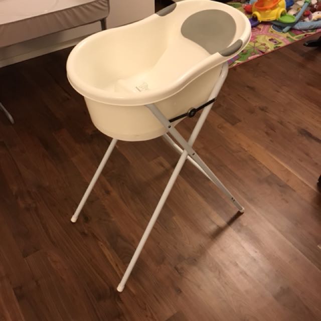 Tippitoes baby bath tub with stand, Babies & Kids, Babies & Kids