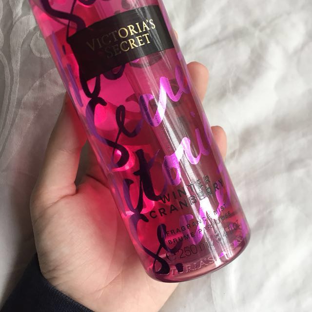 Victoria secret hot sale winter cranberry