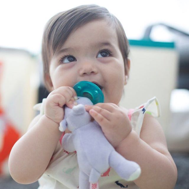 WubbaNub Pacifier Plush Toy, Babies & Kids, Nursing & Feeding, Weaning