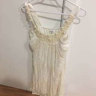 Valley girl lace dress with pearls