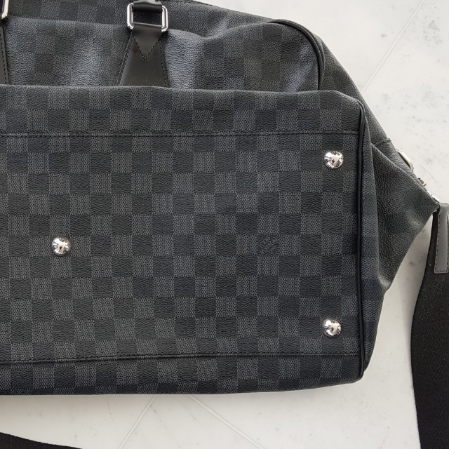 Authentic Louis Vuitton Damier Graphite Neo Kendall Bag, Men's Fashion, Bags,  Belt bags, Clutches and Pouches on Carousell