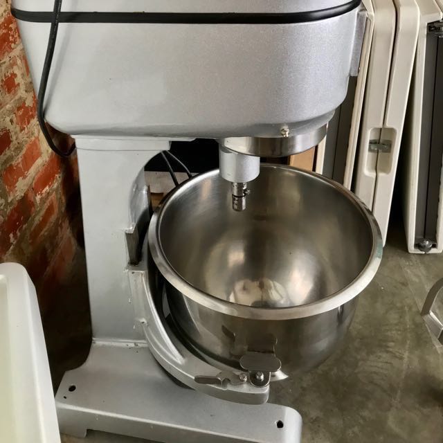 Commercial Kitchen Mixer (20L), TV & Home Appliances, Kitchen