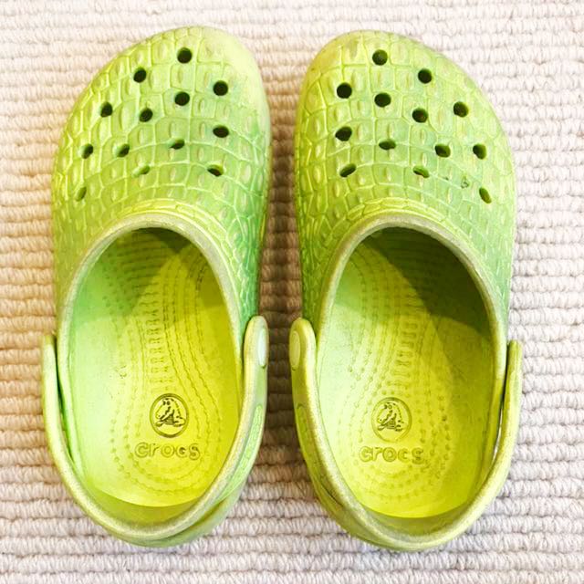 crocs dusty green