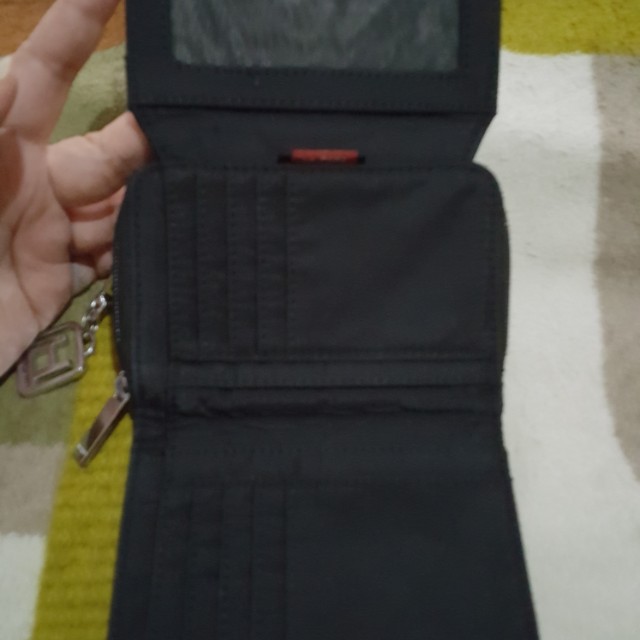 Repriced! Hedgren tri fold wallet, Women's Fashion, Bags & Wallets ...