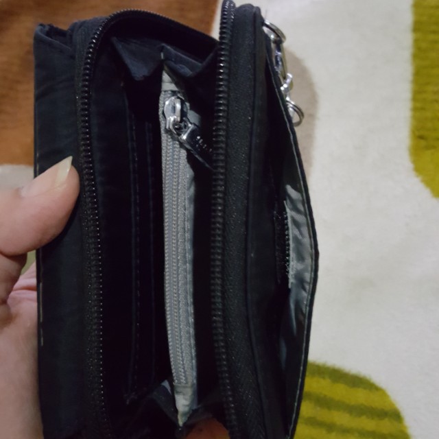 Repriced! Hedgren tri fold wallet, Women's Fashion, Bags & Wallets ...