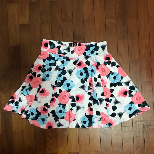 H&m floral skirt 2018 2025
