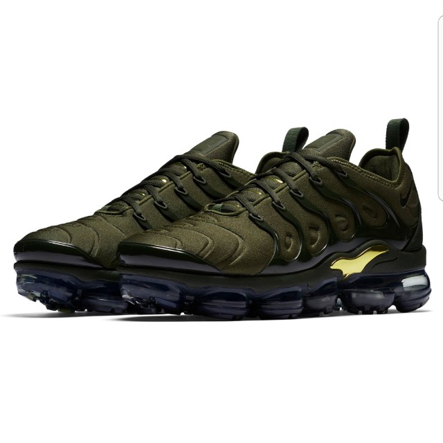 Men nike clearance vapormax plus