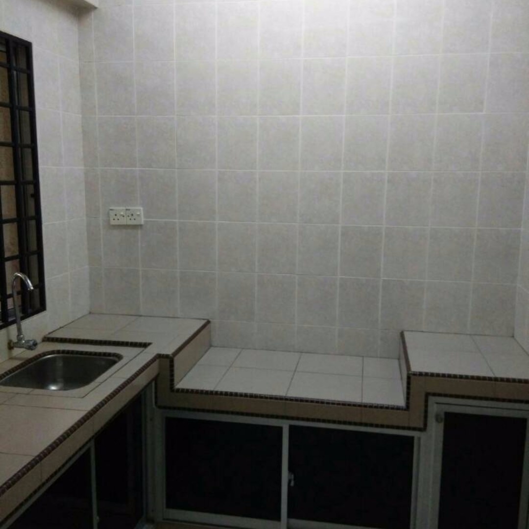 Palm Garden Apartment Bbk Klang With Kitchen Cabinet And