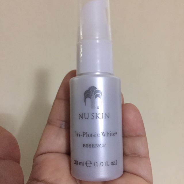 Tri Phasic White Essence Kesehatan Kecantikan Kulit Sabun Tubuh Di Carousell