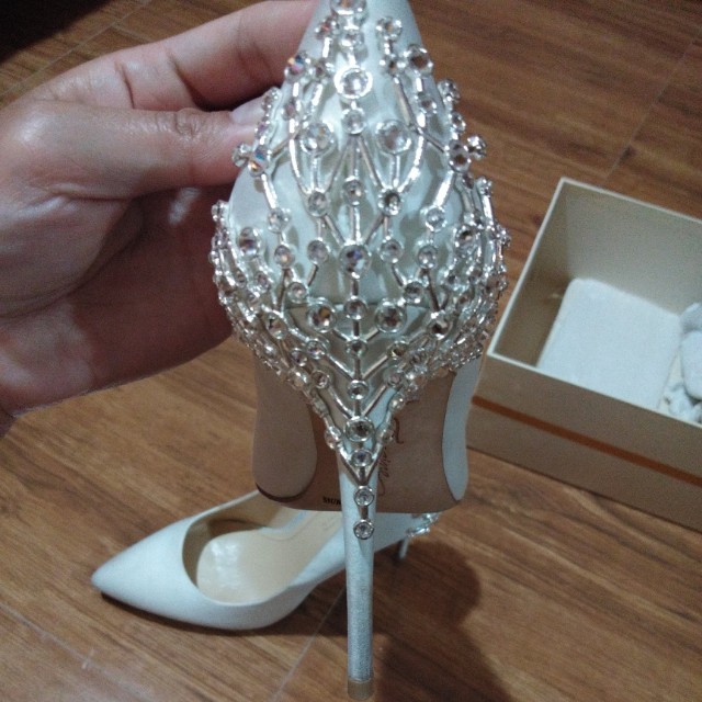 Vince camuto bridal shoes sales