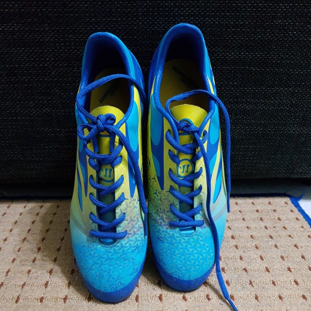 Warrior soccer boots best sale