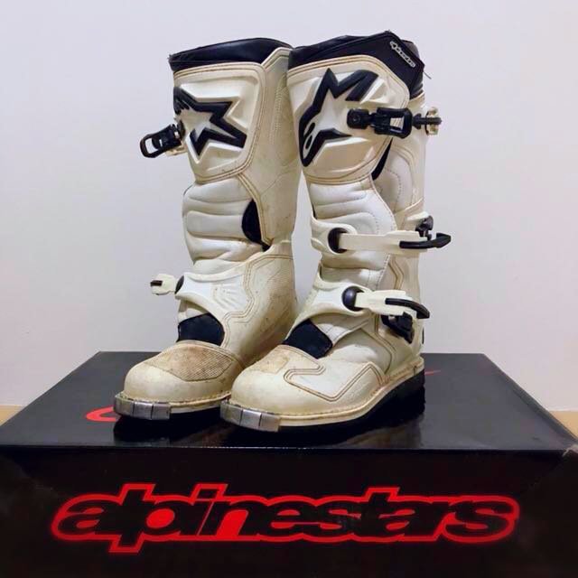 New tech 1 boots hot sale