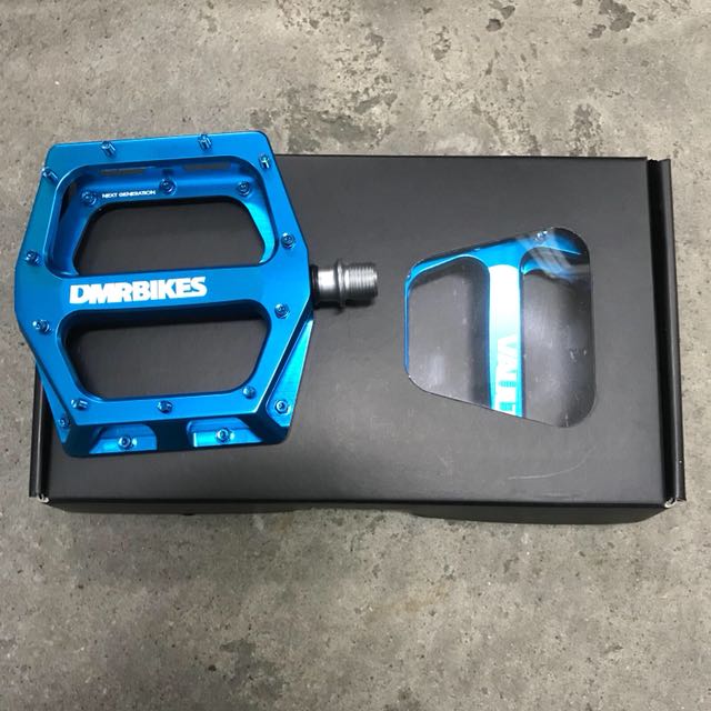 dmr vault blue