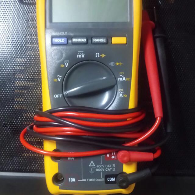 Fluke 175 Digital Multimeter DMM, Health & Nutrition, Health Monitors ...
