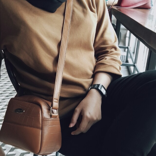 Tas sophie sales martin sling bag