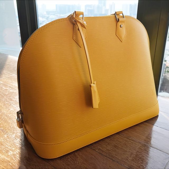 Louis Vuitton Citron Epi Leather Alma GM Handbag