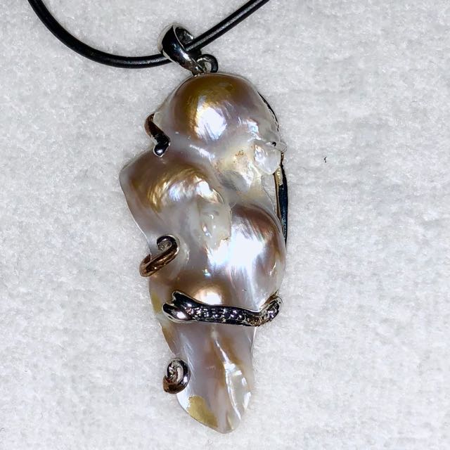 Mabe Blister Pearl Pendant Luxury Accessories On Carou