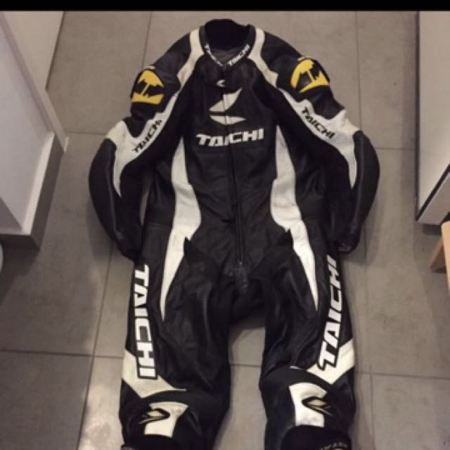 Motorbike Racing gear comes with Taichi wheeled gear bag, Motorcycles