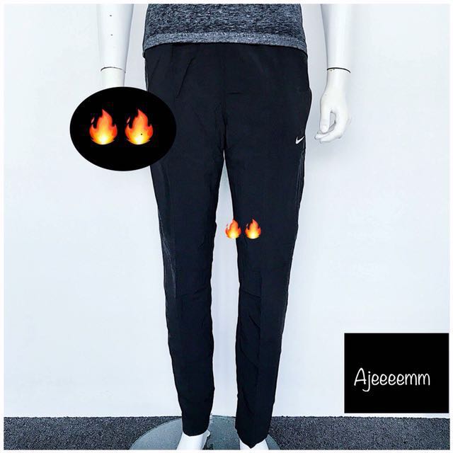 Nike tracksuit straight 2025 leg