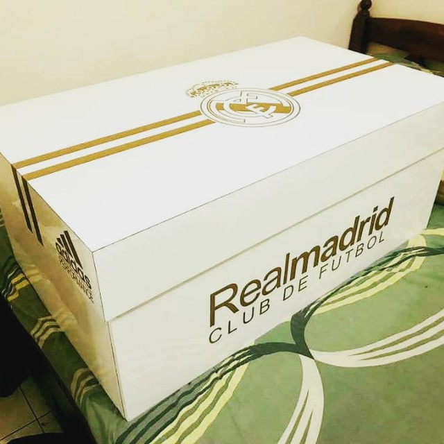 Real Madrid Inspired Giant Shoebox Custom Men S Fashion Footwear